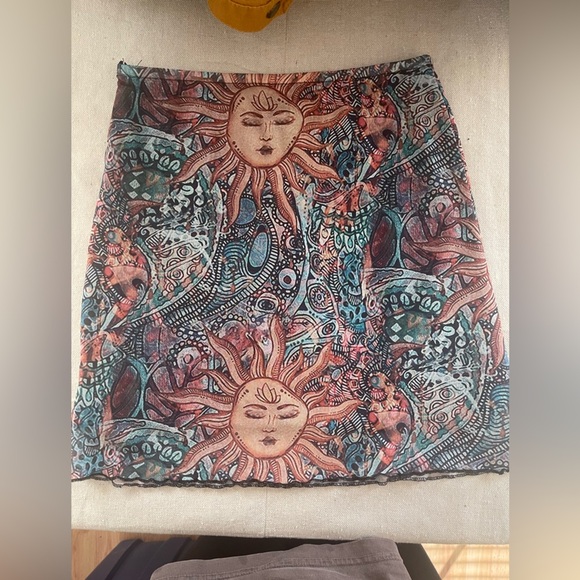 no brand Dresses & Skirts - 90’s Y2K vintage celestial print mini skirt